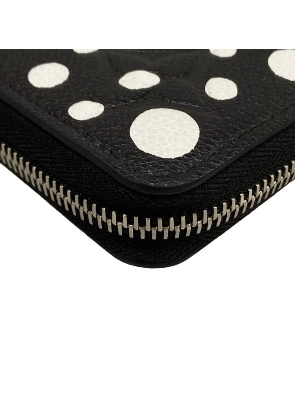 Louis Vuitton category wallet